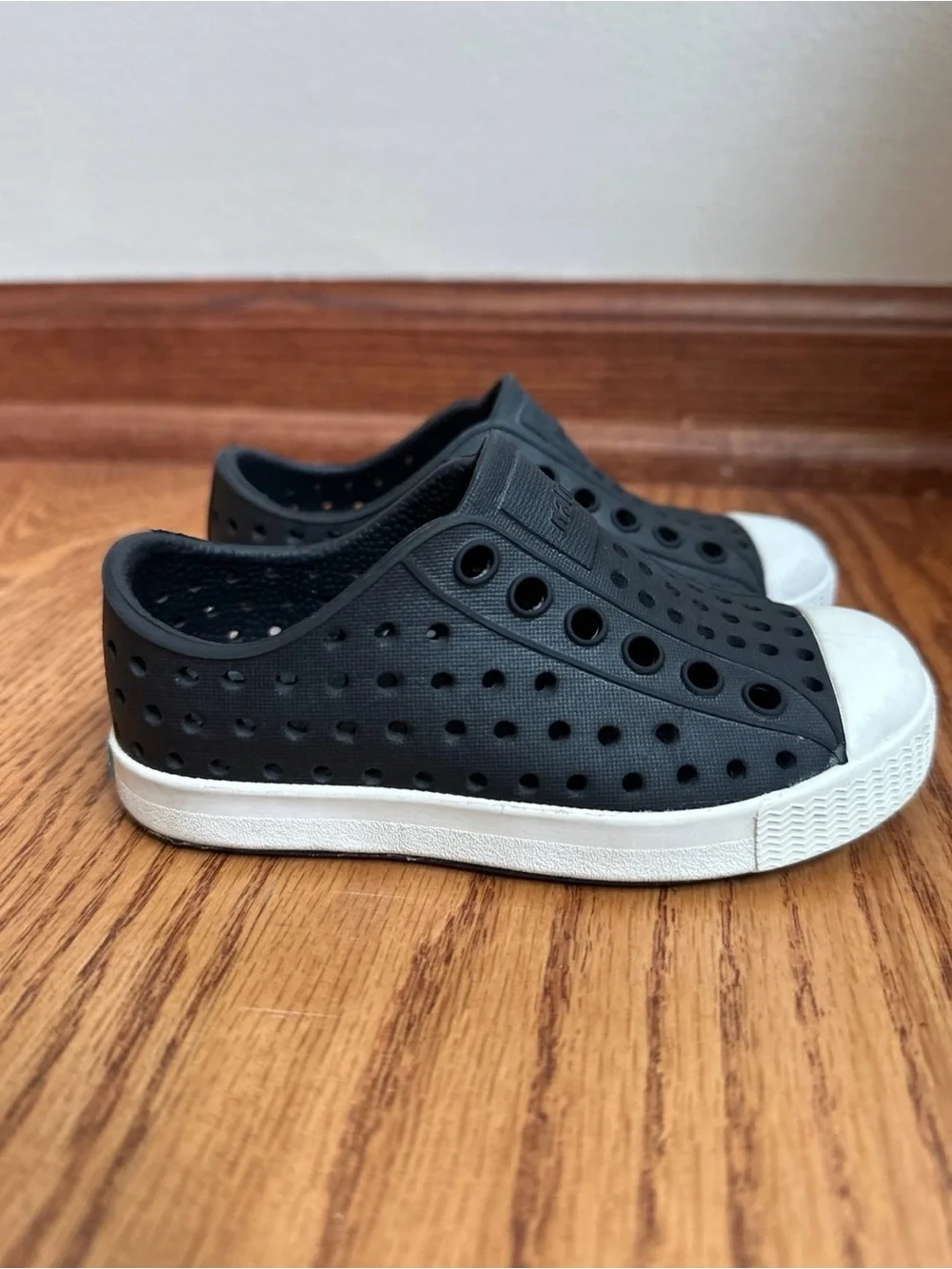 Native Shoes Kids C6 Black Slip Ons